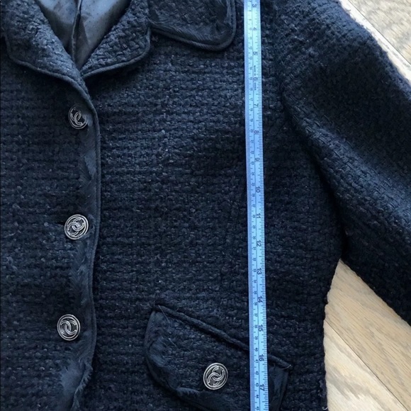 Chanel lover’s...get the look w/ this black blazer - Picture 7 of 8